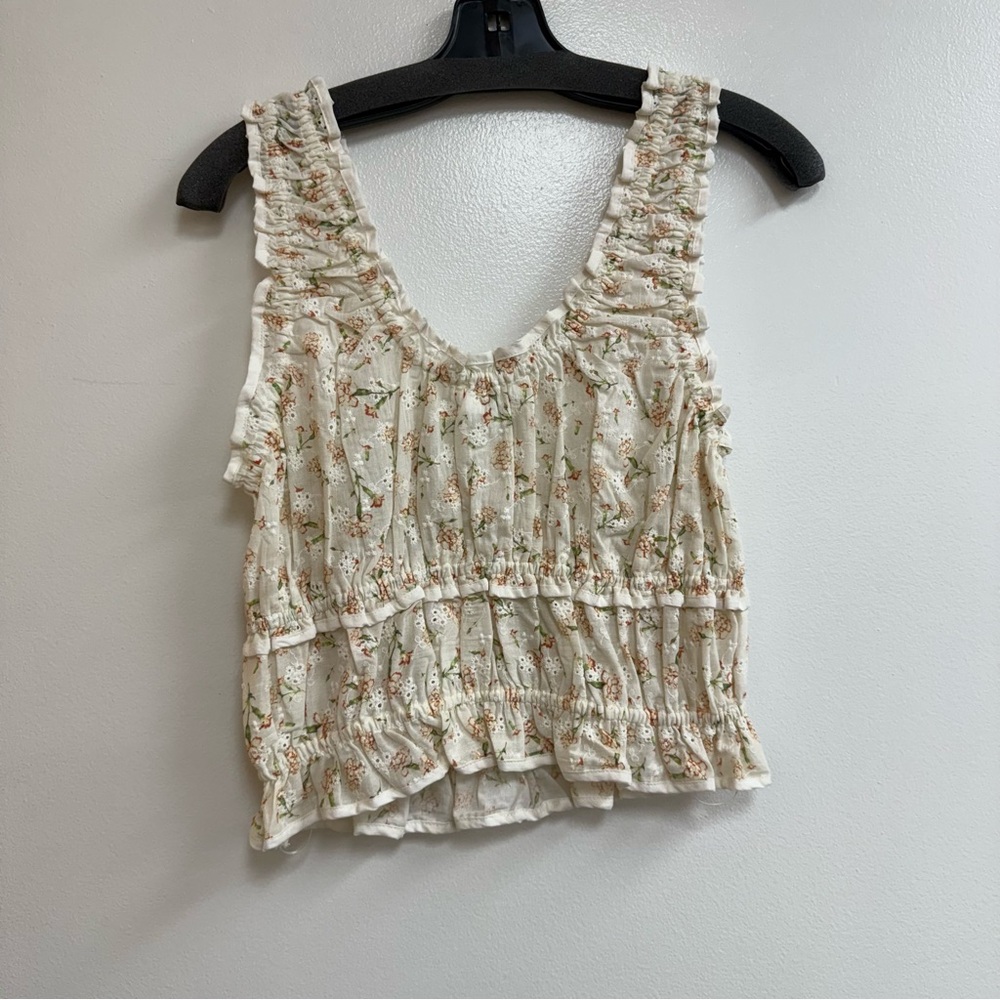 ASTR Kissed Shirred Ruffle Sleeveless Crop Top - Picture 5 of 7